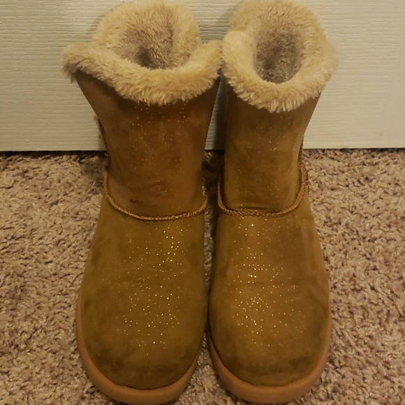 Girl's size 3 boots - Picture 3 of 3